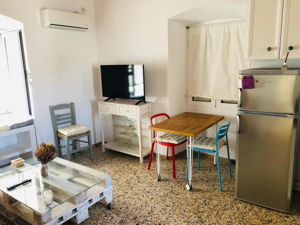 Laluzaki Appartement Spétses Buitenkant foto